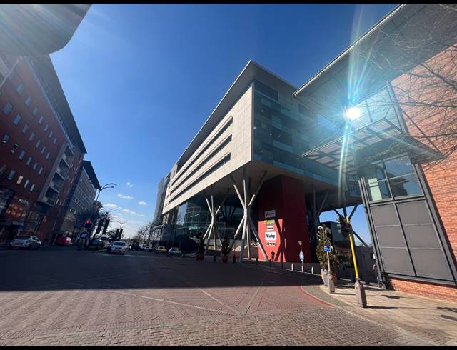 1,443M² OFFICE TO LET IN MELROSE ARCH